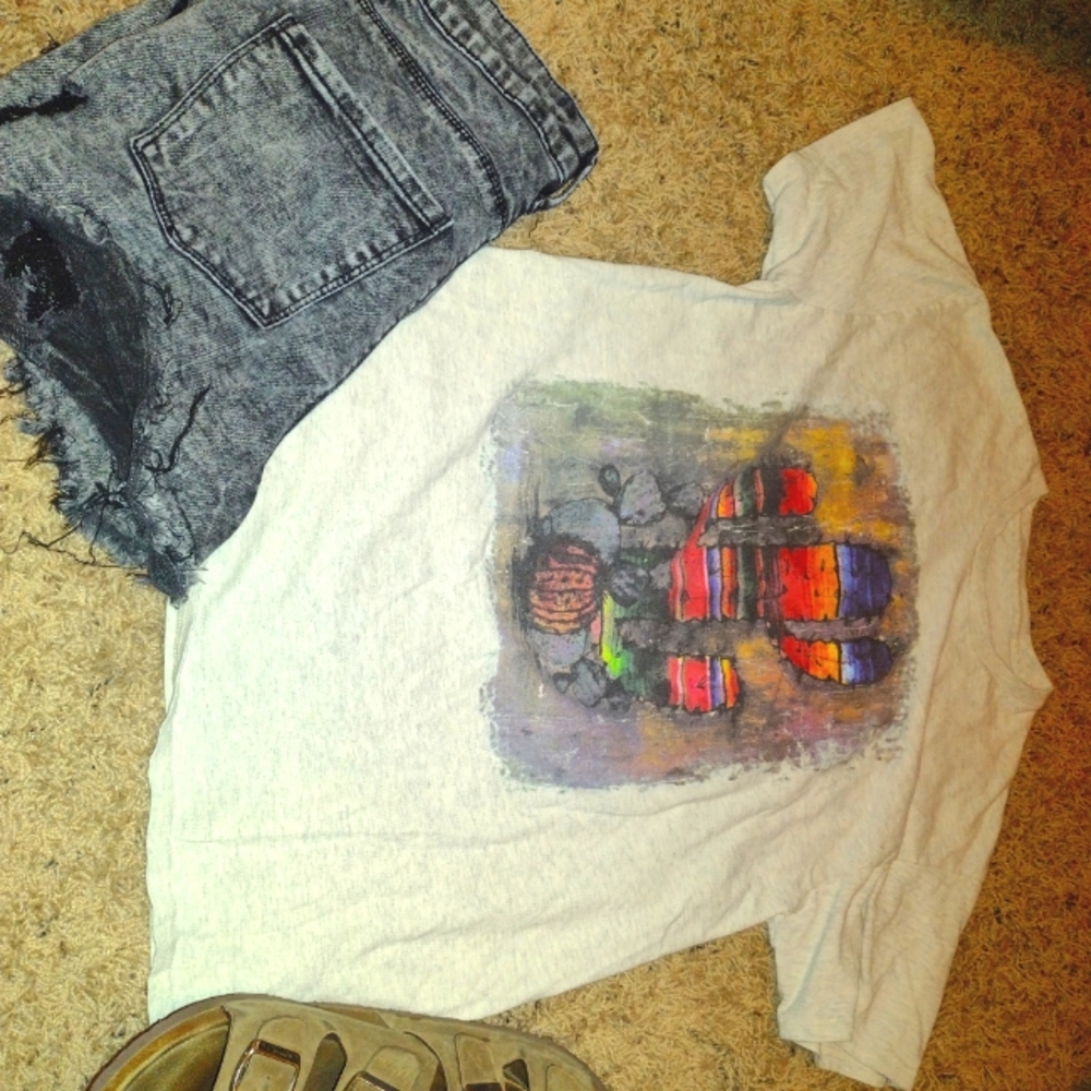 sort sleeve cactus shirt